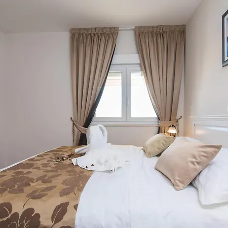 2 Bedroom Gorgeous In Orebić